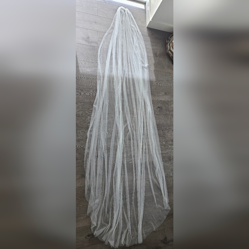 Essense of Australia Cathedral Veil